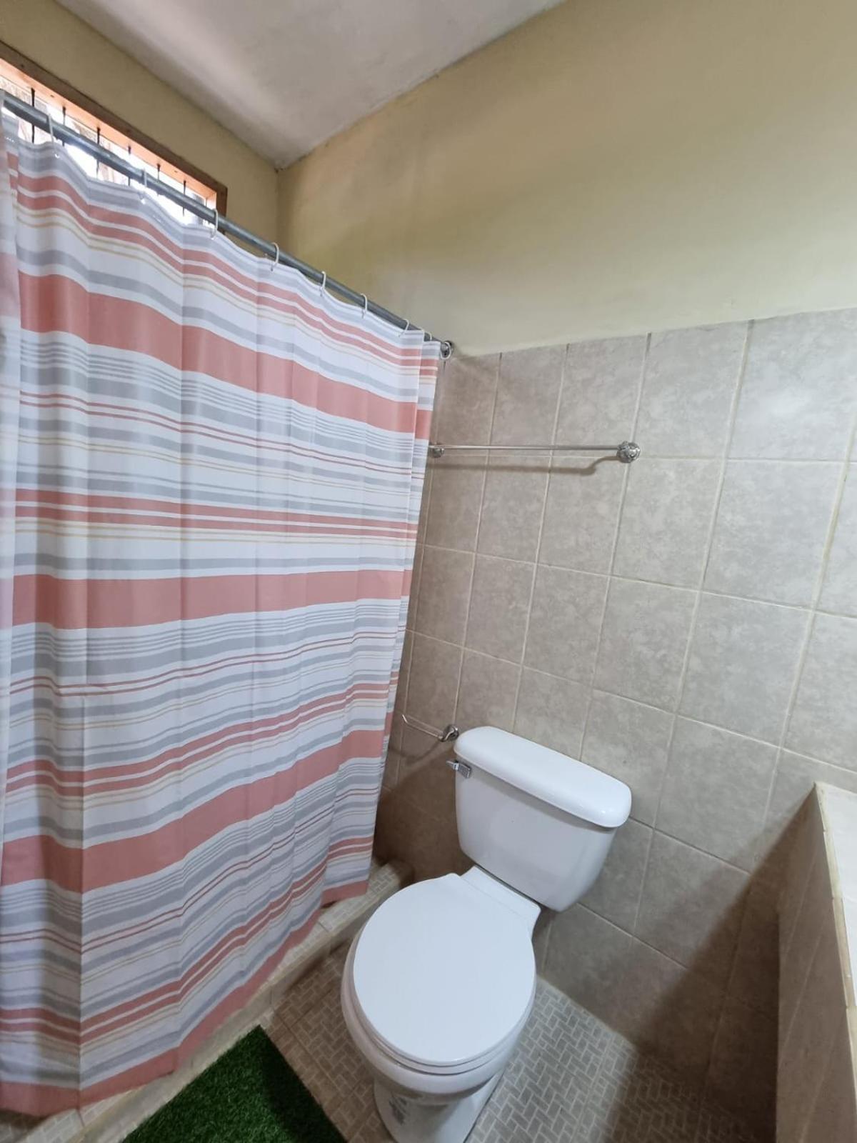 Ometepe House Bed & Breakfast โมโยกัลปา ภายนอก รูปภาพ