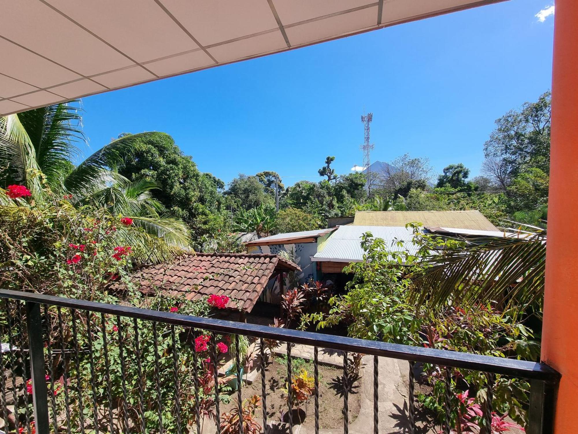 Ometepe House Bed & Breakfast โมโยกัลปา ภายนอก รูปภาพ