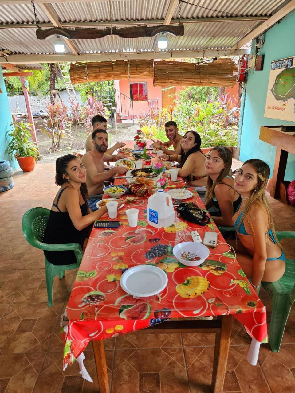 Ometepe House Bed & Breakfast โมโยกัลปา ภายนอก รูปภาพ