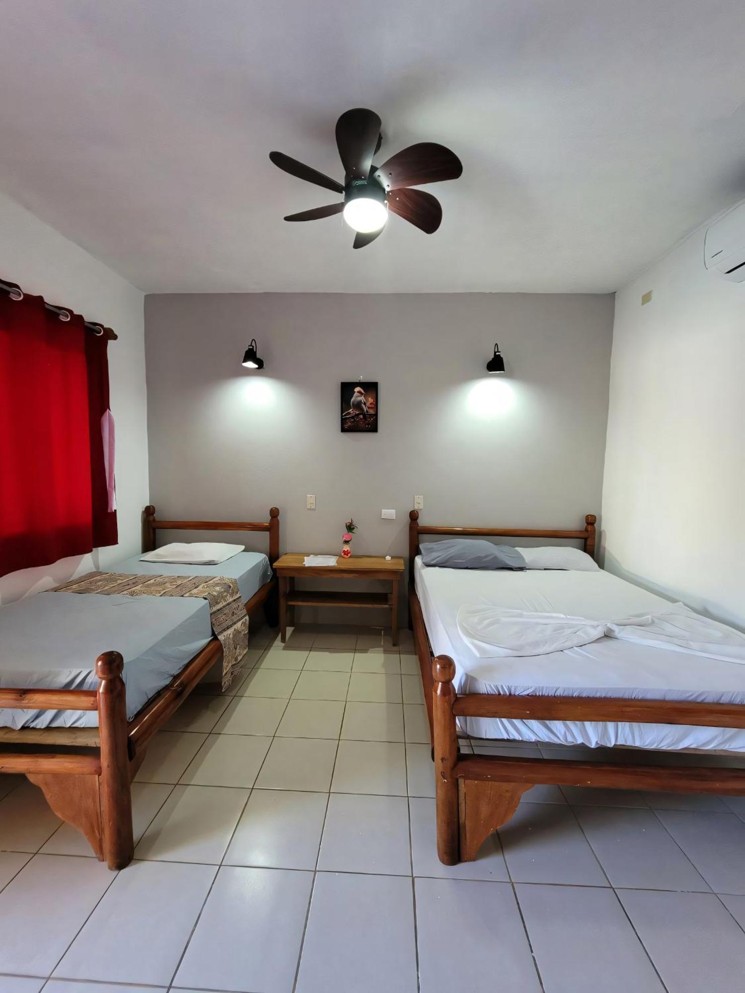 Ometepe House Bed & Breakfast โมโยกัลปา ภายนอก รูปภาพ