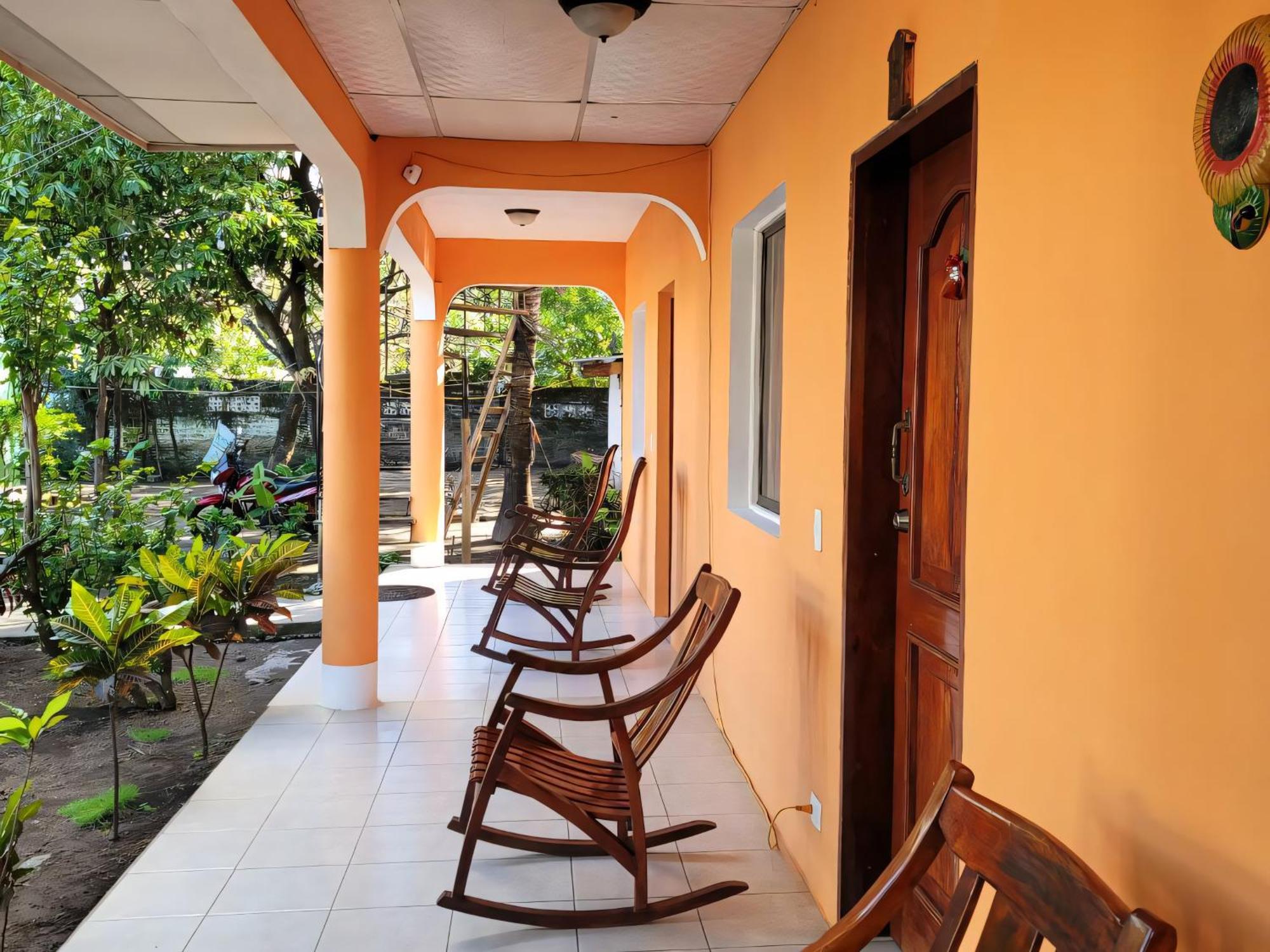 Ometepe House Bed & Breakfast โมโยกัลปา ภายนอก รูปภาพ